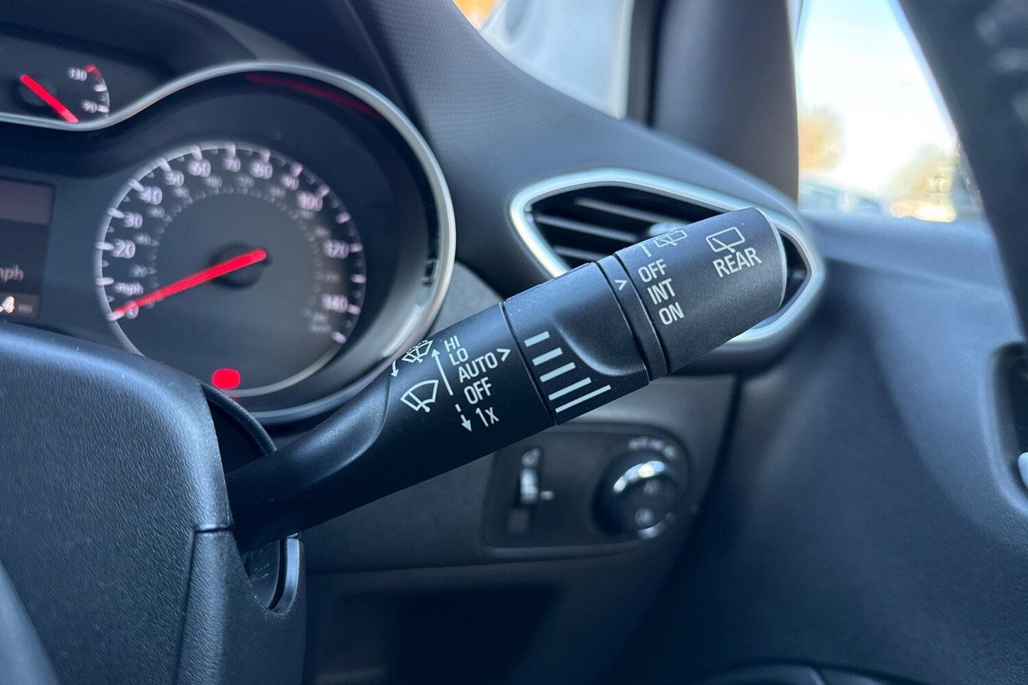 Used Vauxhall Crossland 2022 for sale - 76611011: Photo 18