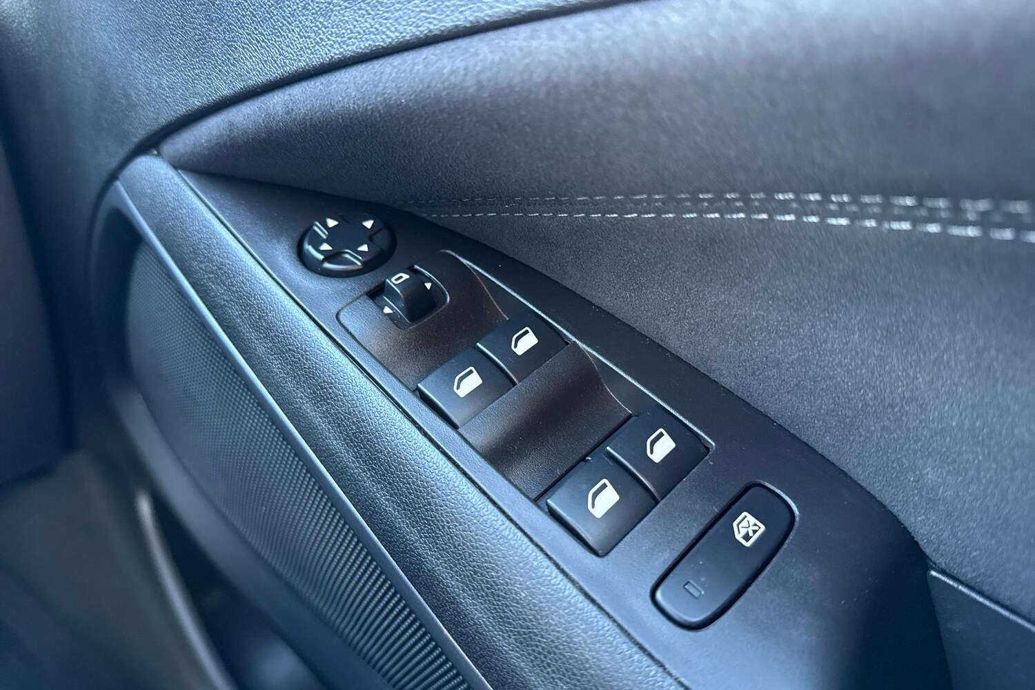 Used Vauxhall Crossland 2022 for sale - 76611011: Photo 20