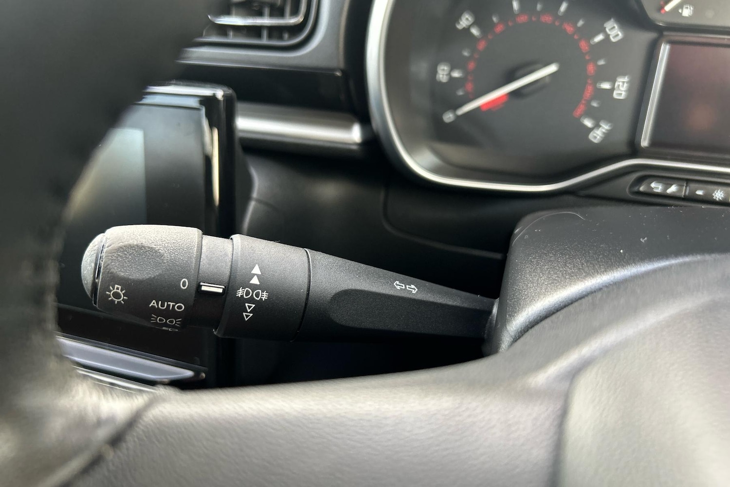 Used Citroen C3 2018 for sale - 76694070: Photo 18