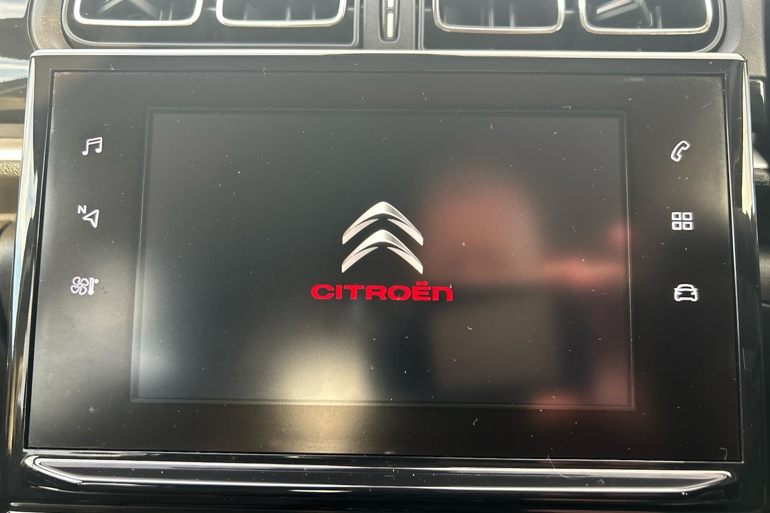 Used Citroen C3 2018 for sale - 76694070: Photo 21