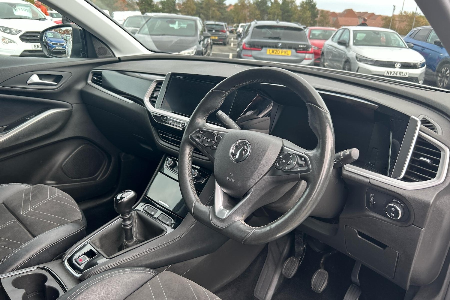 Used Vauxhall Grandland 2022 for sale - 76955364: Photo 2