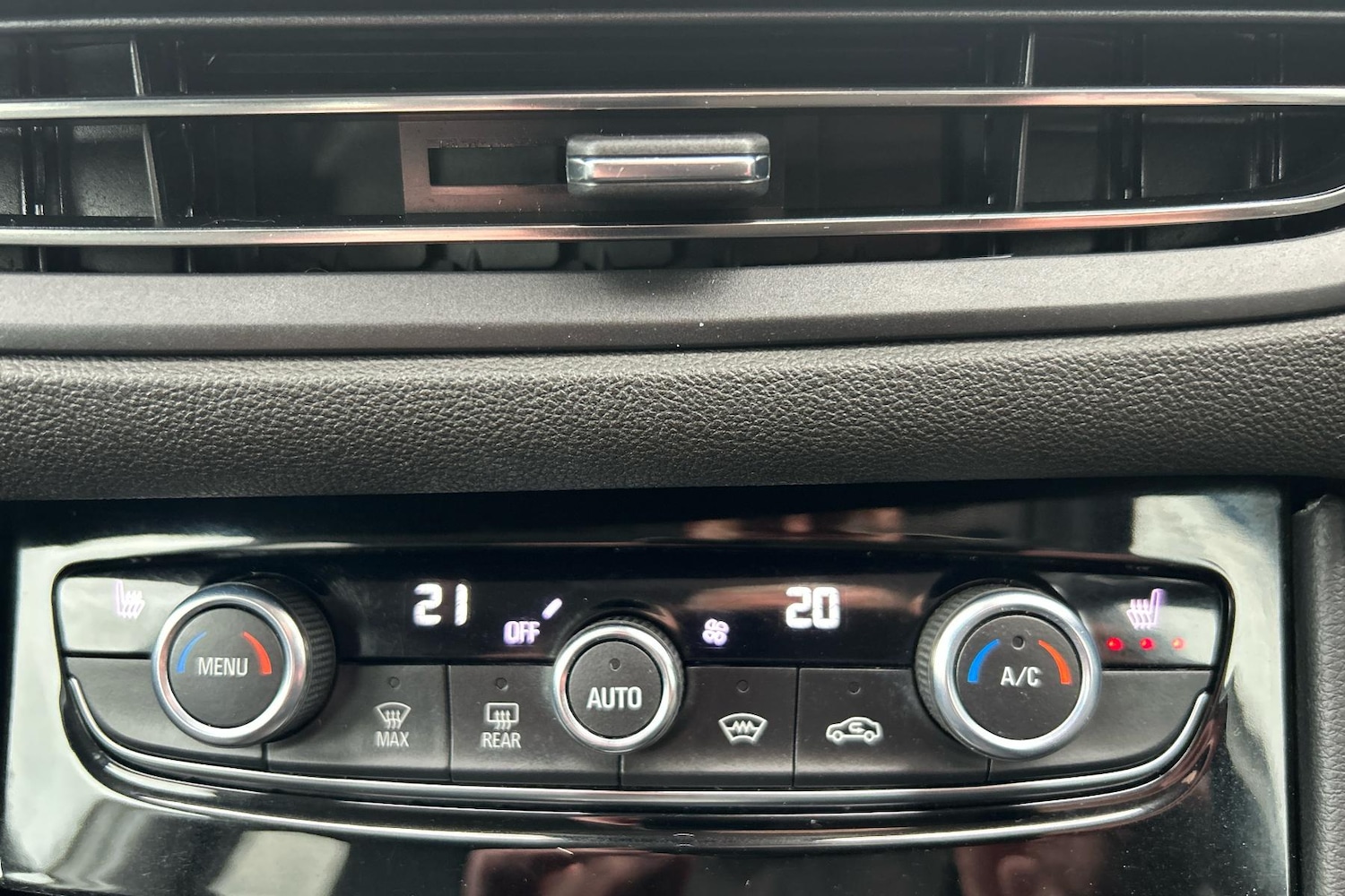 Used Vauxhall Grandland 2022 for sale - 76955364: Photo 22