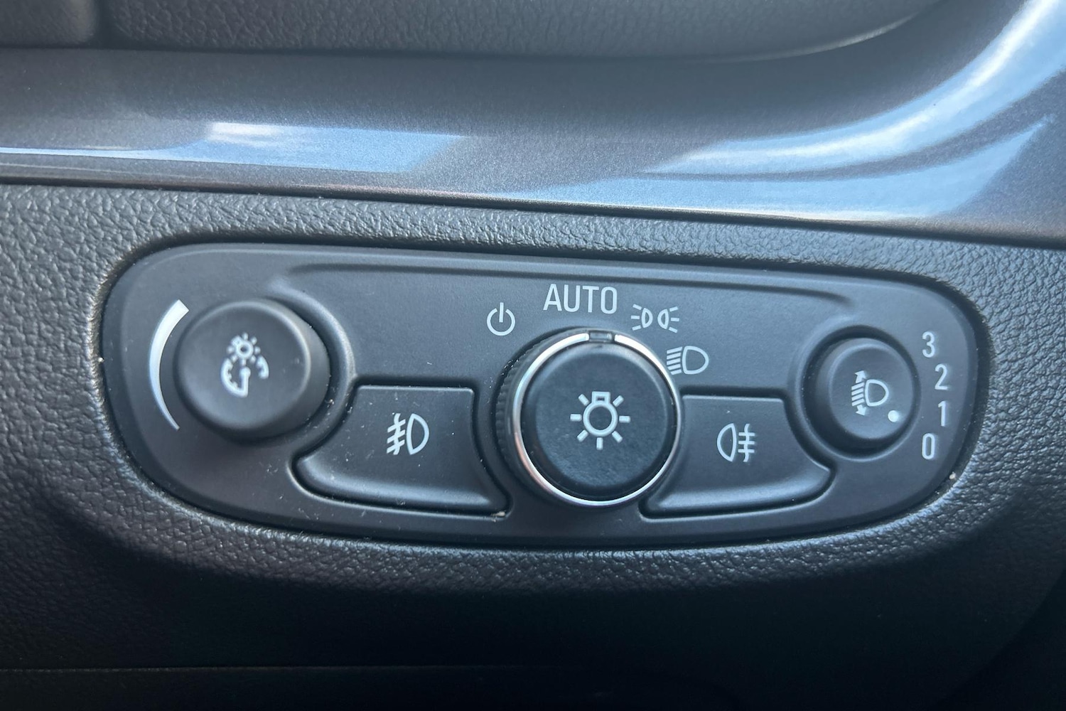 Used Vauxhall Mokka X 2018 for sale - 77000376: Photo 16