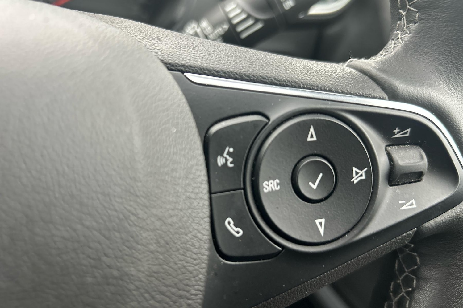 Used Vauxhall Crossland 2022 for sale - 77283579: Photo 18