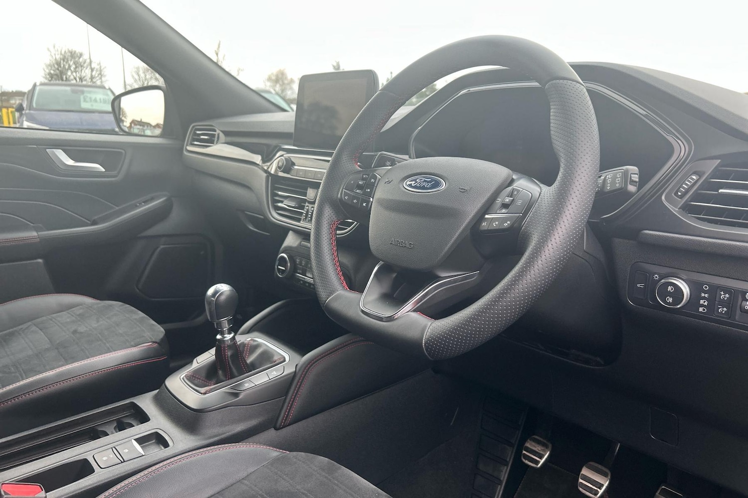 Used Ford Kuga 2022 for sale - 76805123: Photo 2