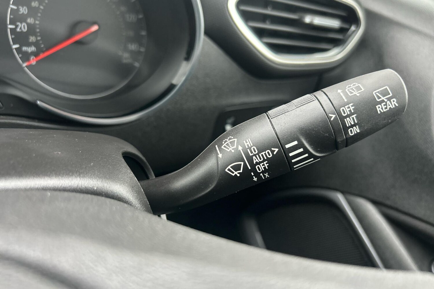 Used Vauxhall Crossland 2022 for sale - 76694096: Photo 17