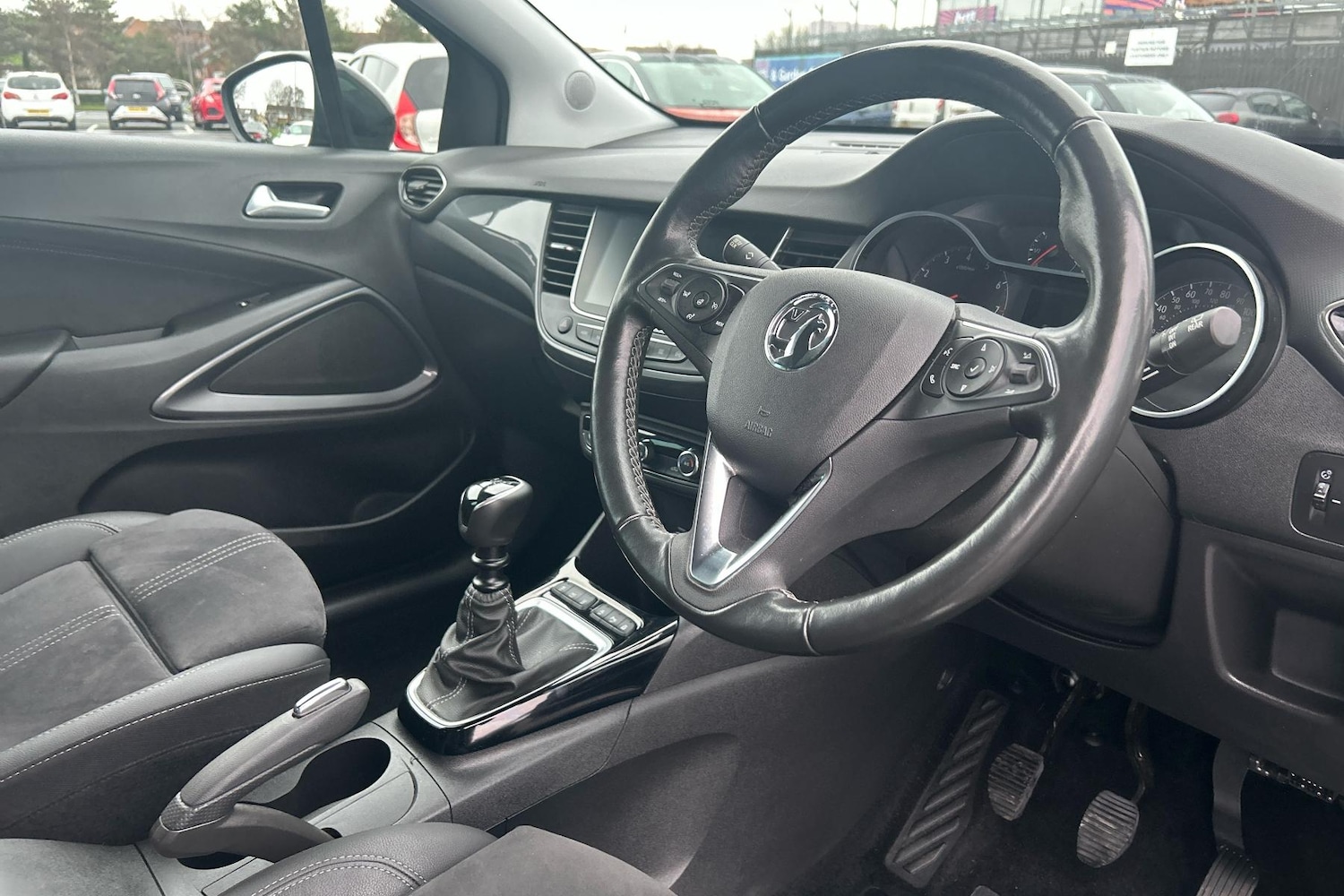 Used Vauxhall Crossland 2022 for sale - 76694096: Photo 2