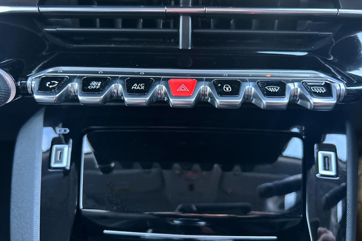 Used Peugeot 2008 2021 for sale - 76411526: Photo 23