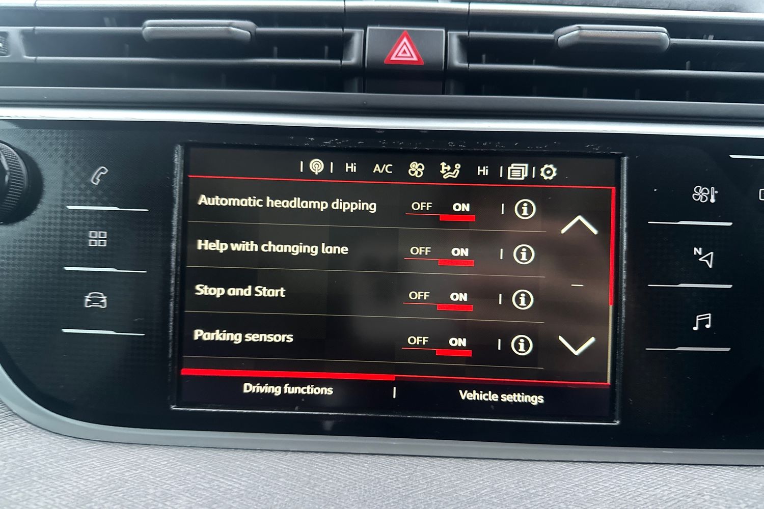 Used Citroen Grand C4 Picasso 2019 for sale - 77675244: Photo 24