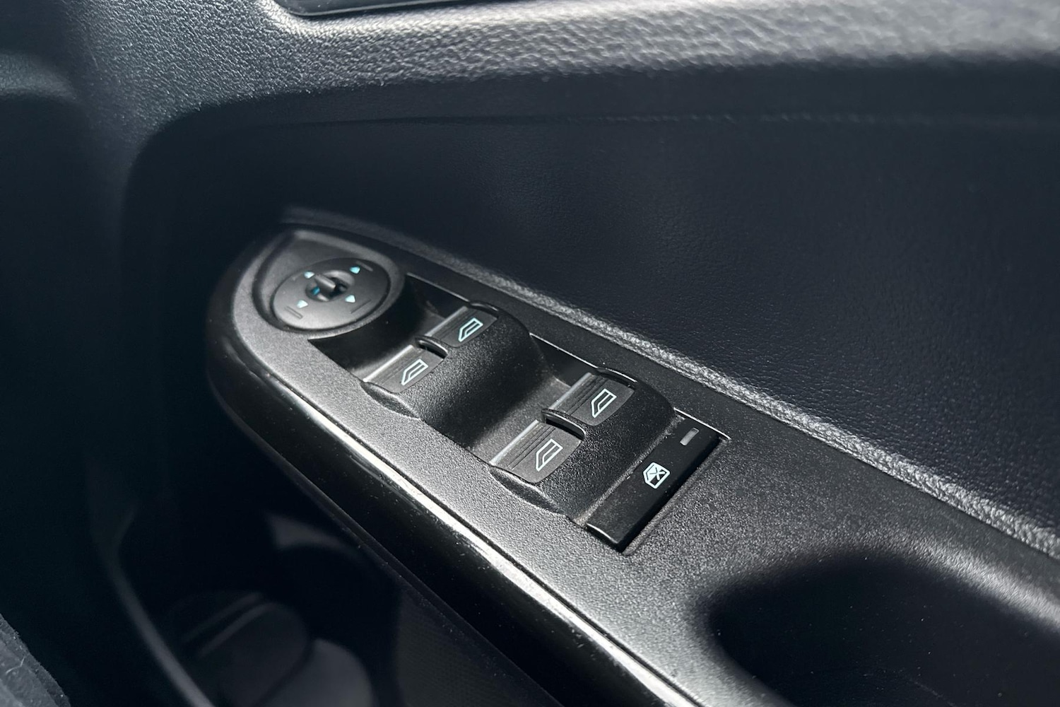 Used Ford B-MAX 2015 for sale - 77000371: Photo 18