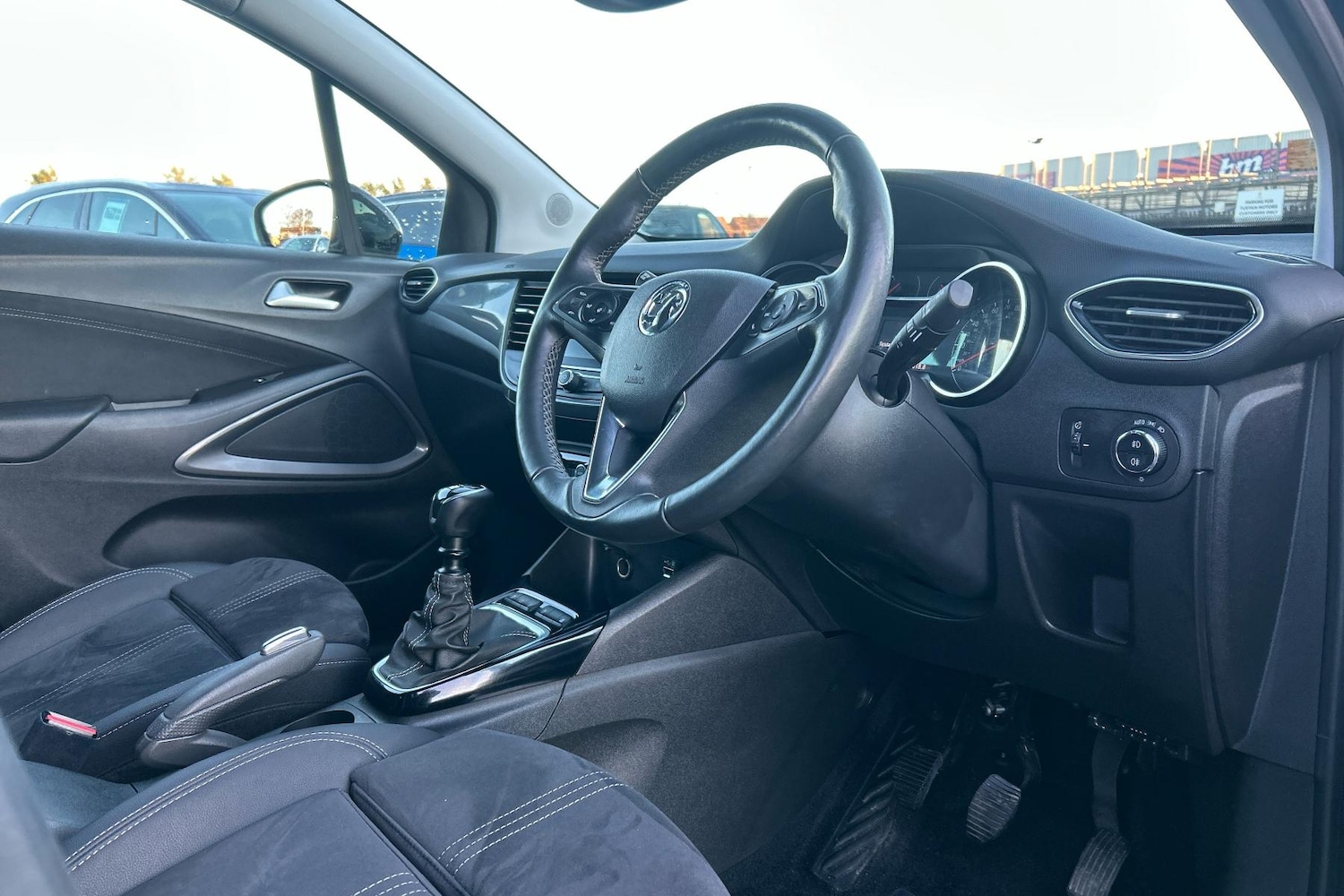 Used Vauxhall Crossland 2022 for sale - 76932020: Photo 2