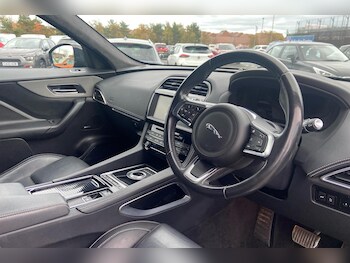 Used Jaguar F-Pace 2020 for sale - 76373543: Photo