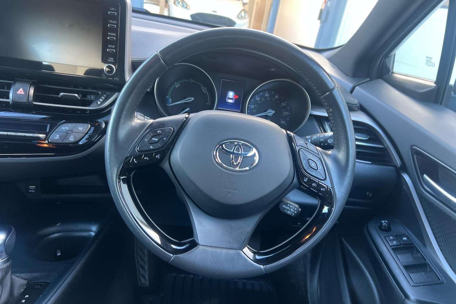 Used Toyota C-HR 2021 for sale - 77196290: Photo 4