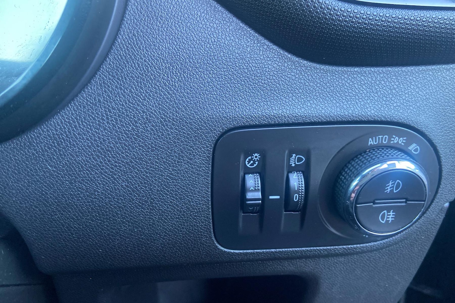 Used Vauxhall Crossland X 2018 for sale - 76351481: Photo 16