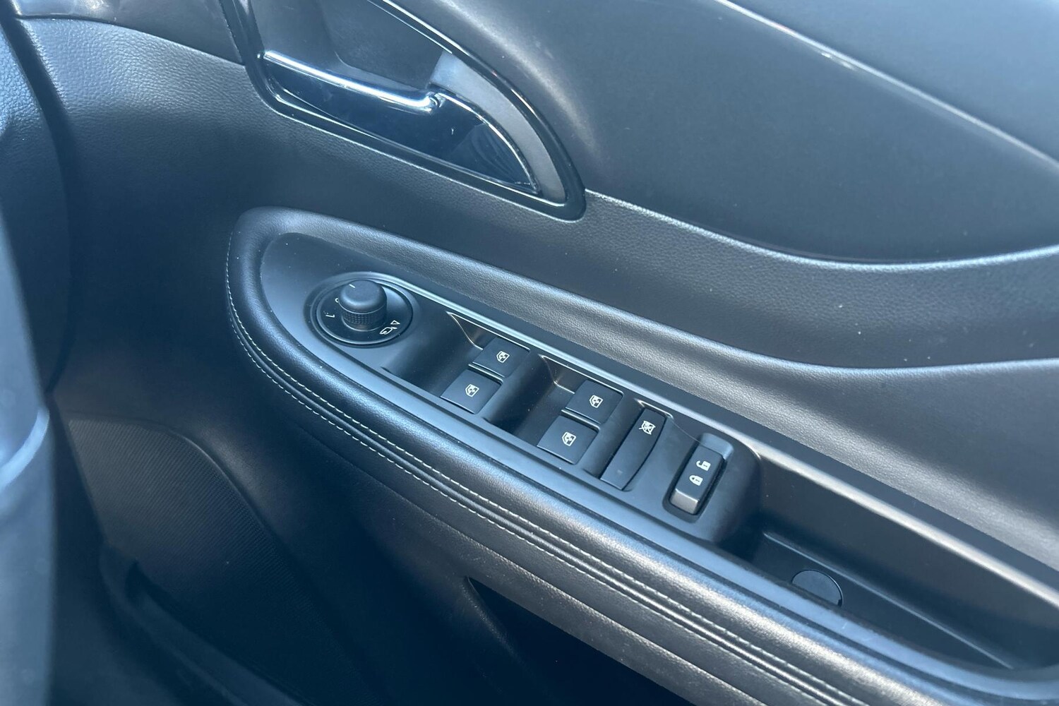 Used Vauxhall Mokka X 2018 for sale - 76488265: Photo 18