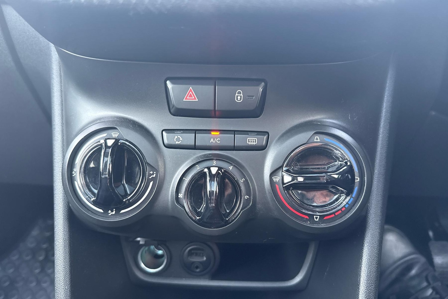 Used Peugeot 208 2018 for sale - 77257611: Photo 25