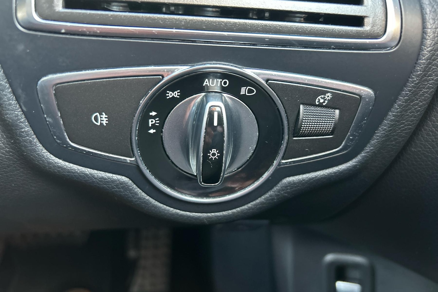 Used Mercedes-Benz C Class 2014 for sale - 76649433: Photo 17