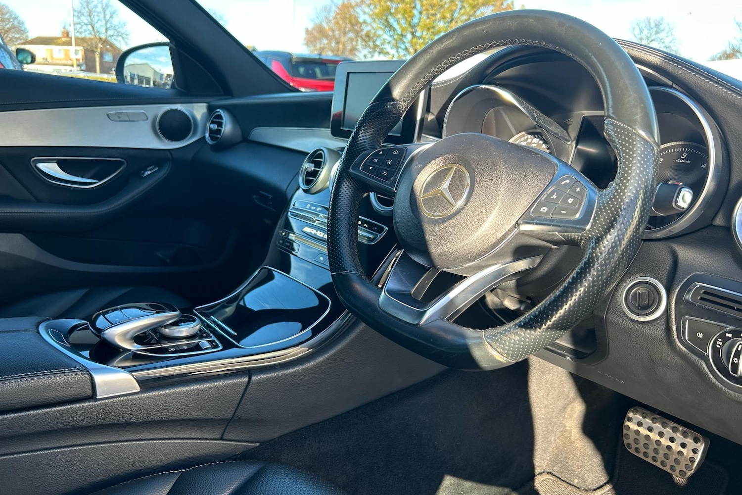 Used Mercedes-Benz C Class 2014 for sale - 76649433: Photo 2