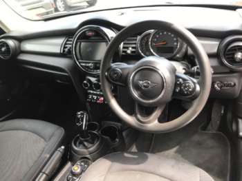 Used MINI Hatch 2019 for sale - 75143463: Photo
