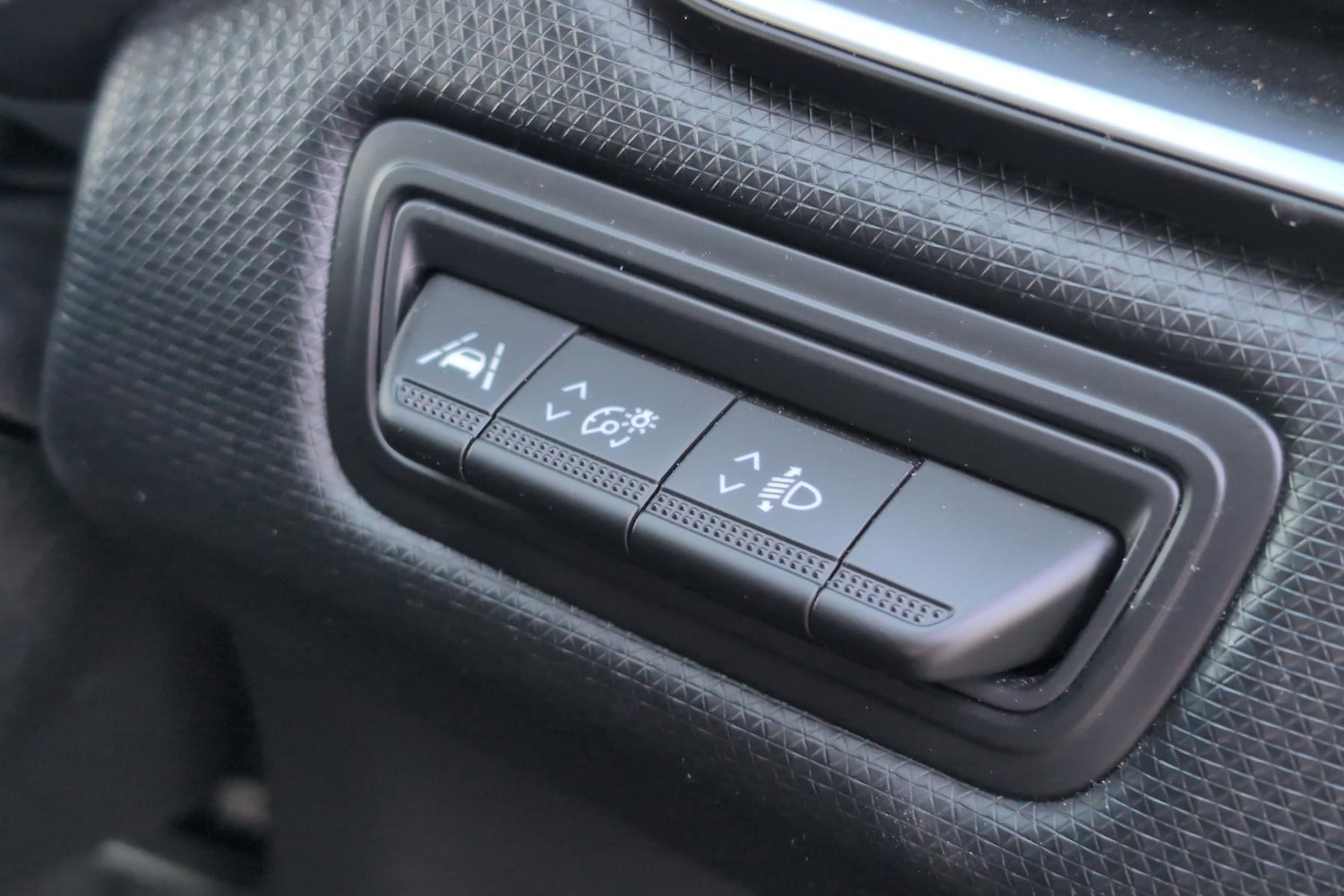 Used Renault Clio 2020 for sale - 77219960: Photo 22