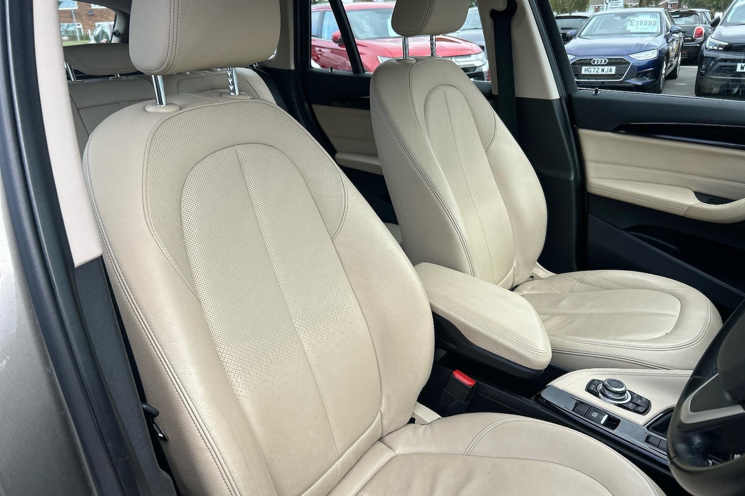Used BMW X1 2016 for sale - 76063130: Photo 15