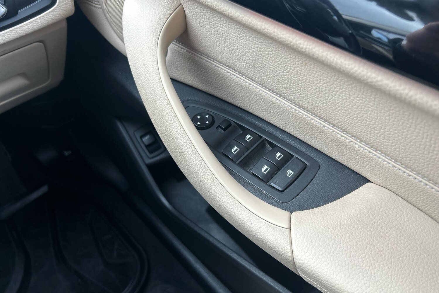 Used BMW X1 2016 for sale - 76063130: Photo 19
