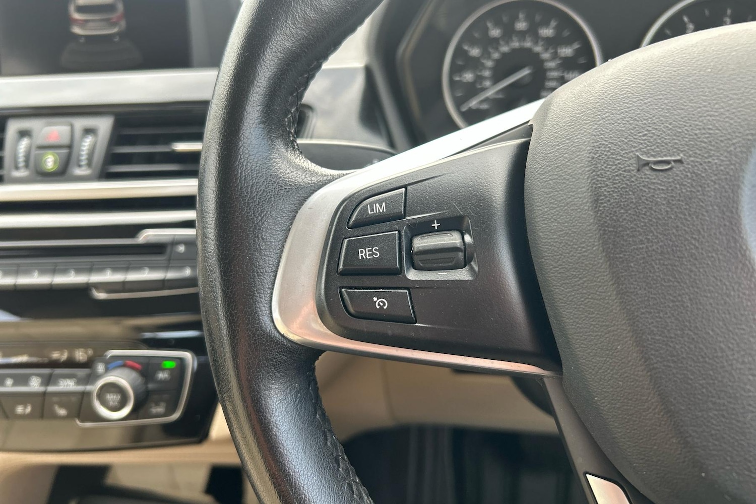 Used BMW X1 2016 for sale - 76063130: Photo 23