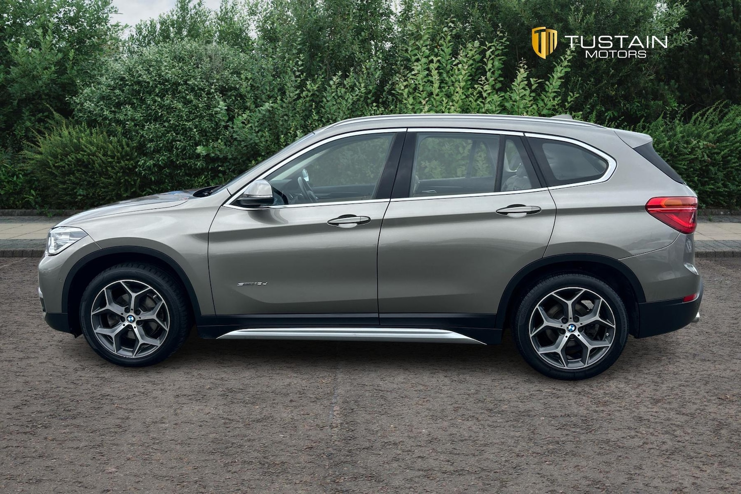 Used BMW X1 2016 for sale - 76063130: Photo 9