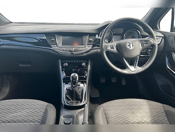 Used Vauxhall Astra 2017 for sale - 79351443: Photo