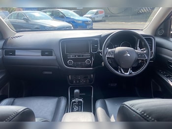 Used Mitsubishi Outlander  for sale - 75452452: Photo