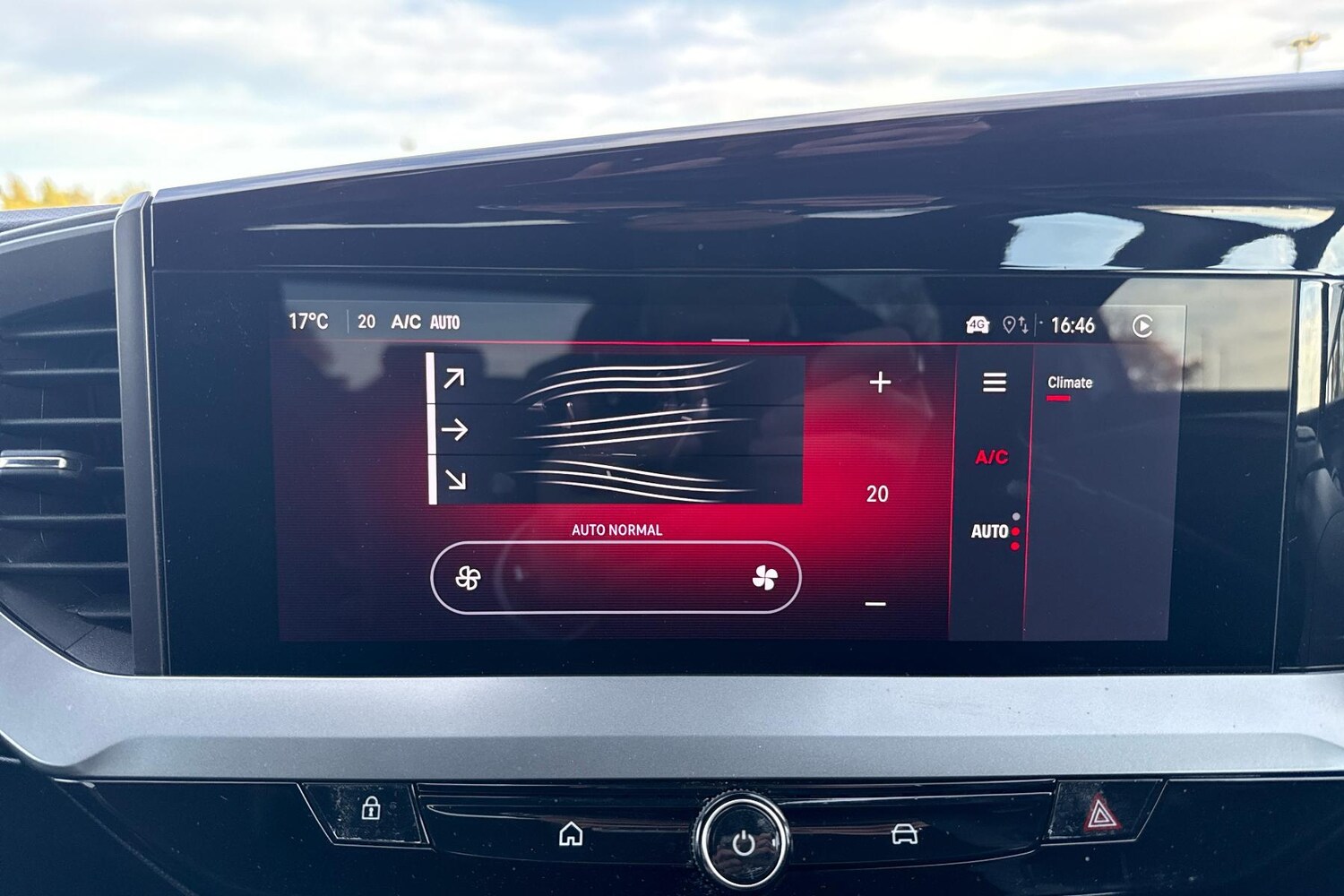 Used Vauxhall Mokka 2025 for sale - 76205054: Photo 21