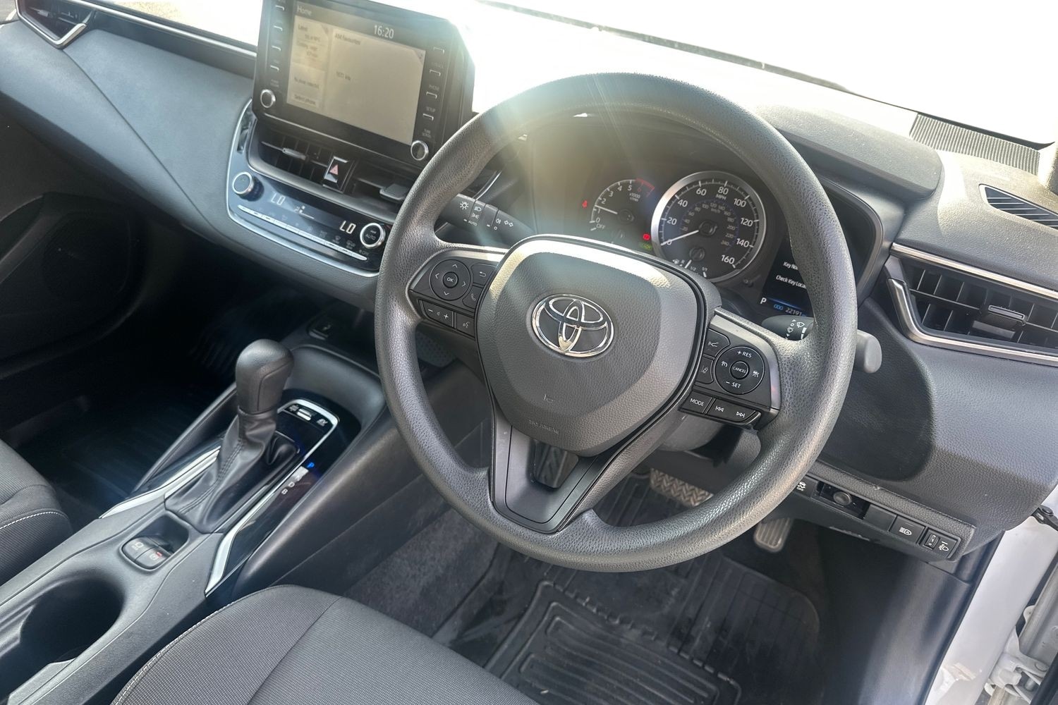 Used Toyota Corolla 2023 for sale - 77601725: Photo 2