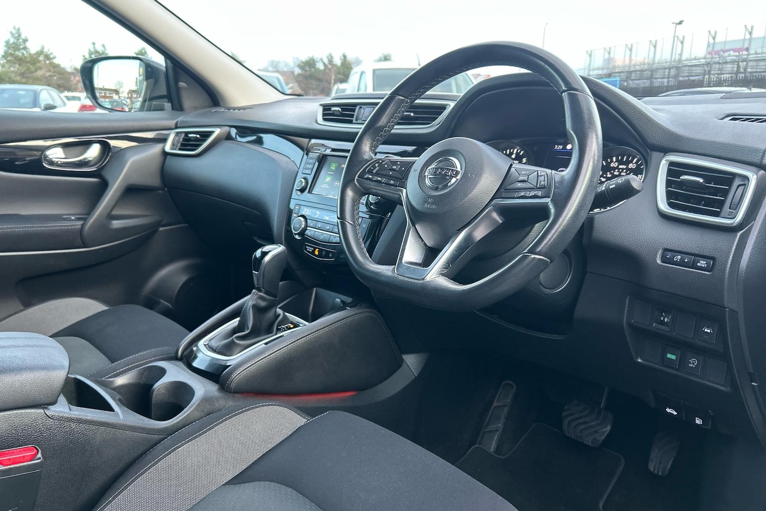 Used Nissan Qashqai 2020 for sale - 77147648: Photo 2