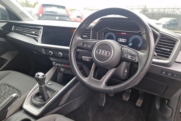 Used Audi A1 2019 for sale - 76141306: Photo 2