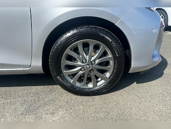 Used Toyota Yaris 2016 for sale - 75580878: Photo