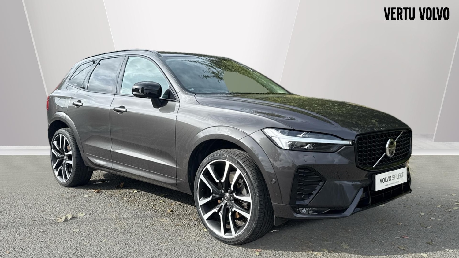 Used Volvo XC60 2022 for sale - 75922399: Photo 1