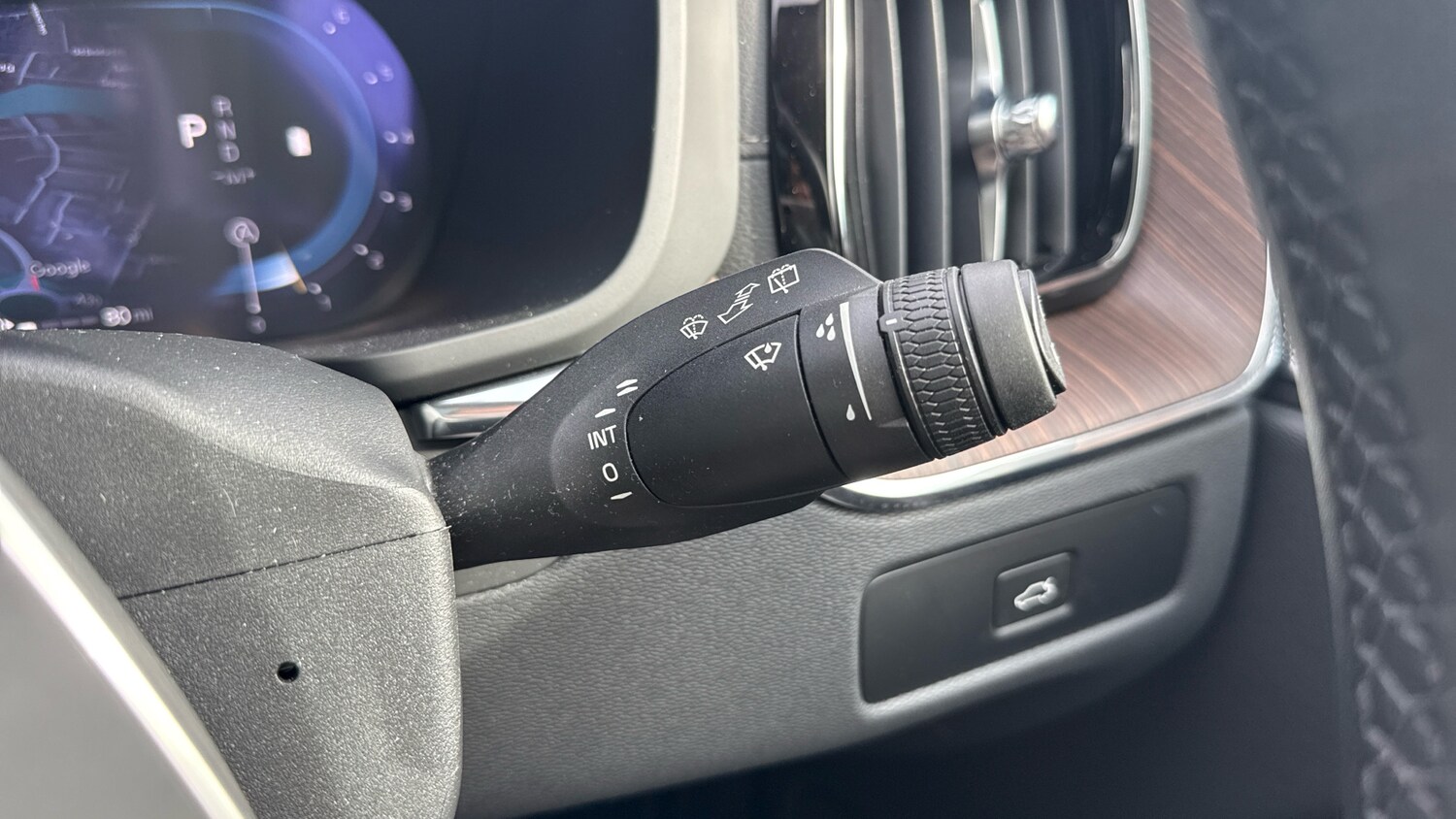 Used Volvo XC60 2022 for sale - 75922399: Photo 25