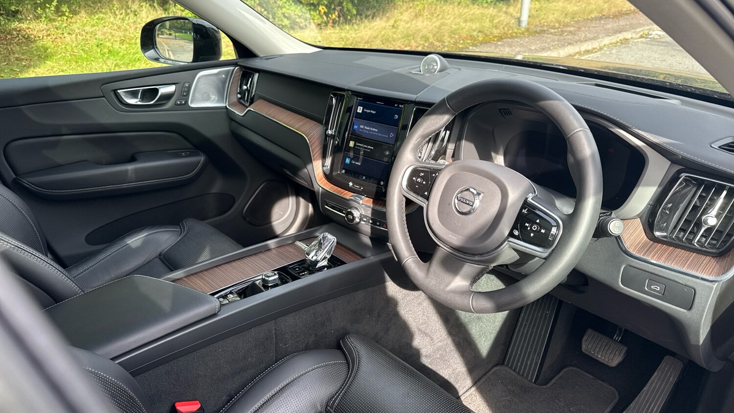 Used Volvo XC60 2022 for sale - 75922399: Photo 5
