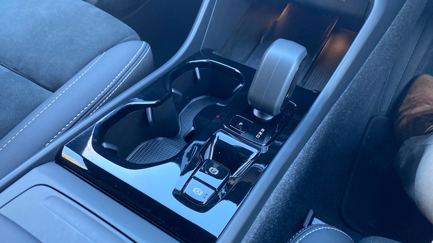 Used Volvo XC40 2024 for sale - 76653327: Photo 26