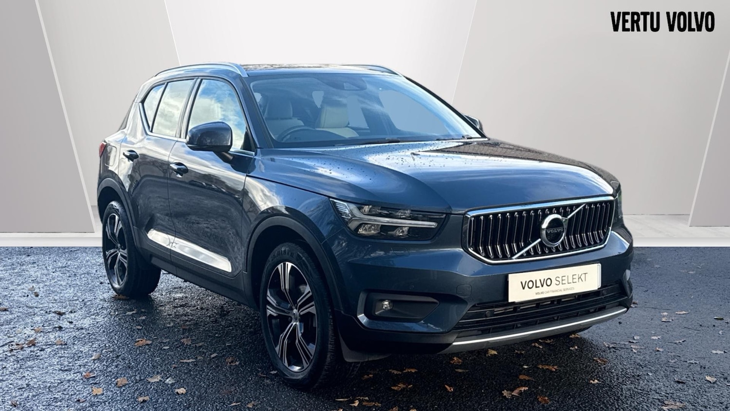 Used Volvo XC40 2020 for sale - 76653230: Photo 1