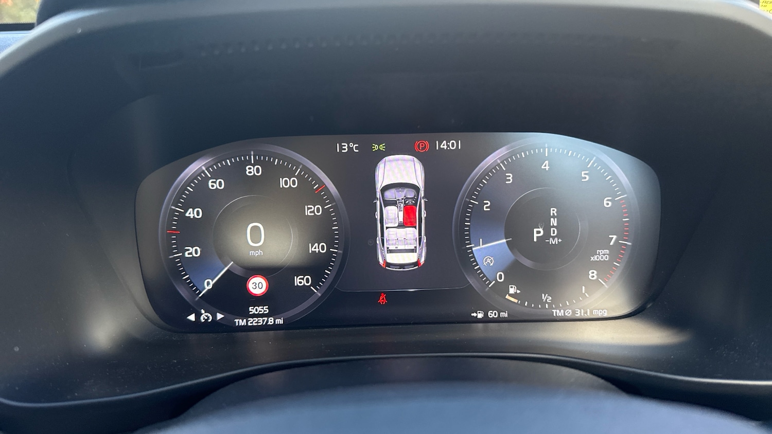 Used Volvo XC40 2020 for sale - 76653230: Photo 11