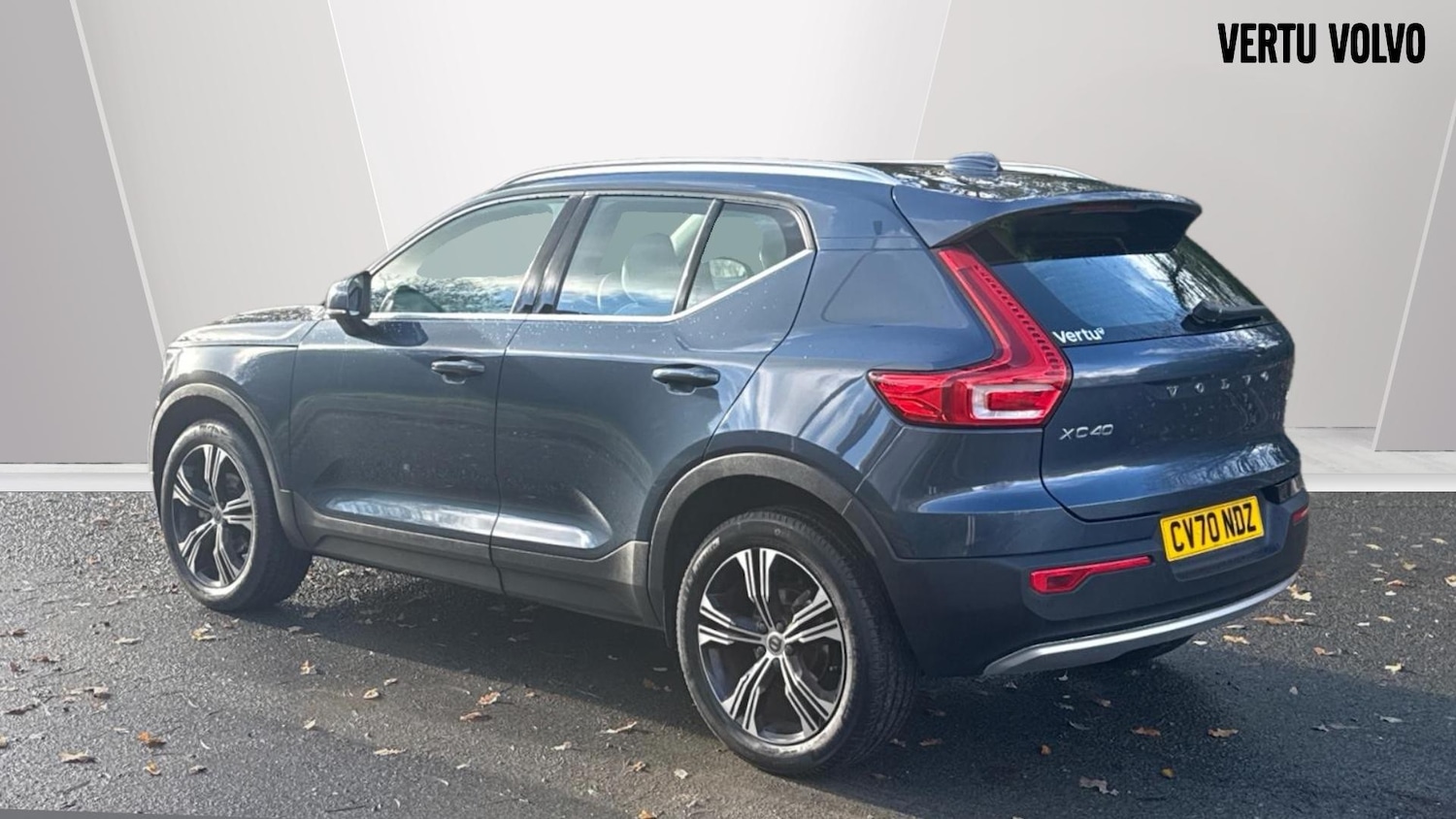Used Volvo XC40 2020 for sale - 76653230: Photo 2