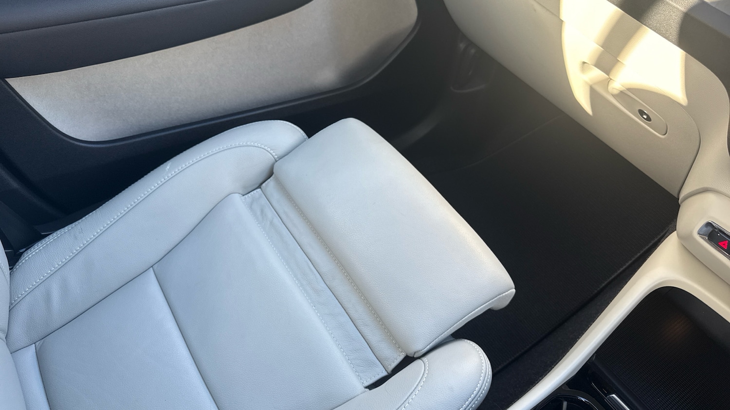 Used Volvo XC40 2020 for sale - 76653230: Photo 26