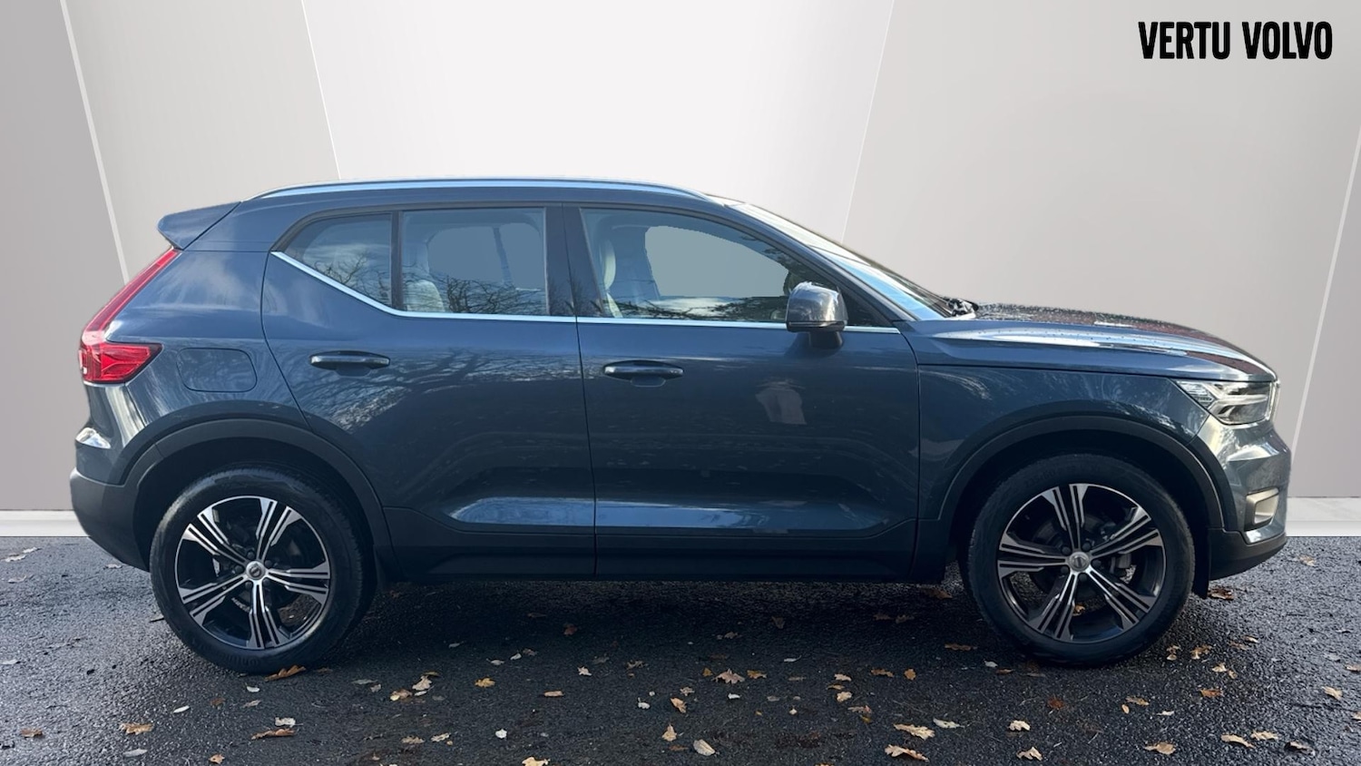 Used Volvo XC40 2020 for sale - 76653230: Photo 3