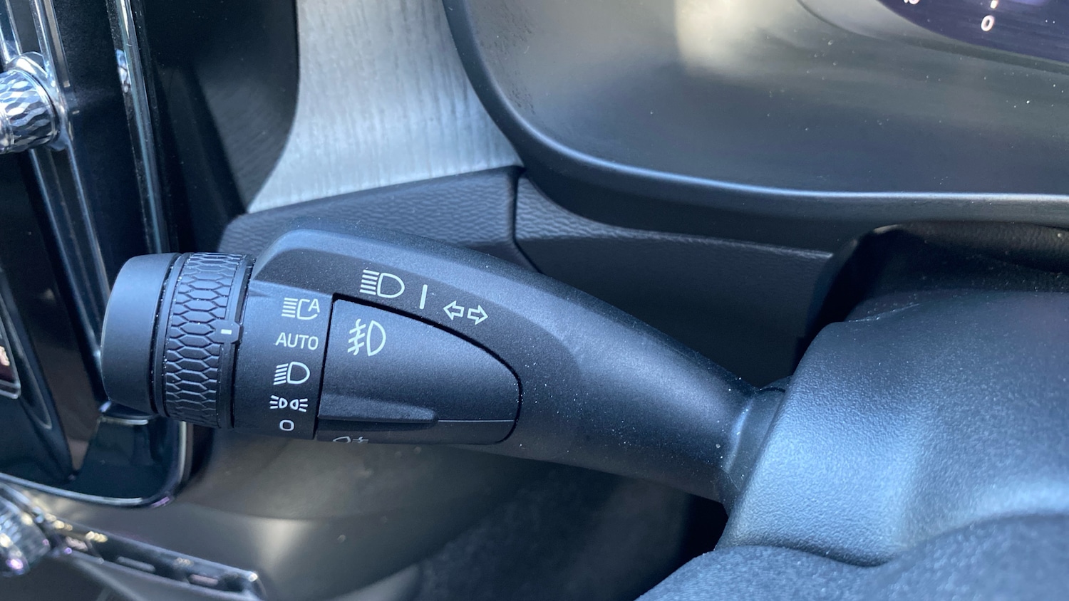 Used Volvo XC40 2025 for sale - 76979669: Photo 20