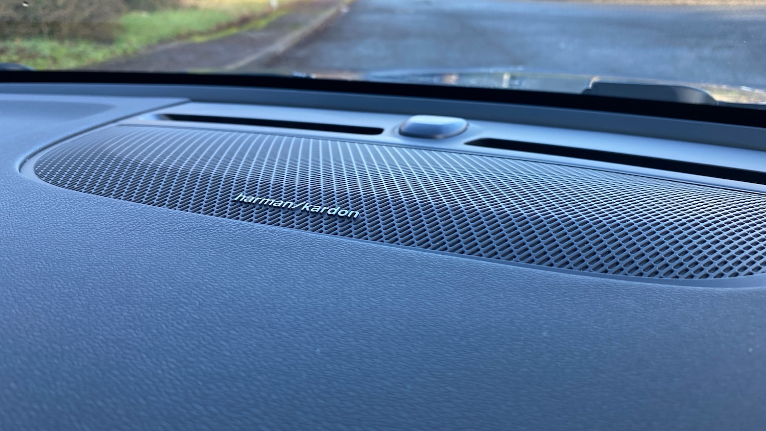 Used Volvo XC40 2025 for sale - 76979669: Photo 25