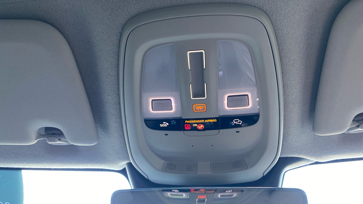 Used Volvo XC40 2025 for sale - 76979669: Photo 28