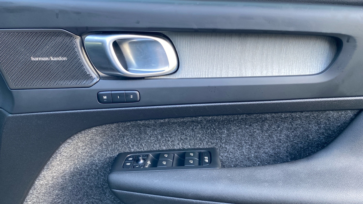 Used Volvo XC40 2025 for sale - 76979669: Photo 29