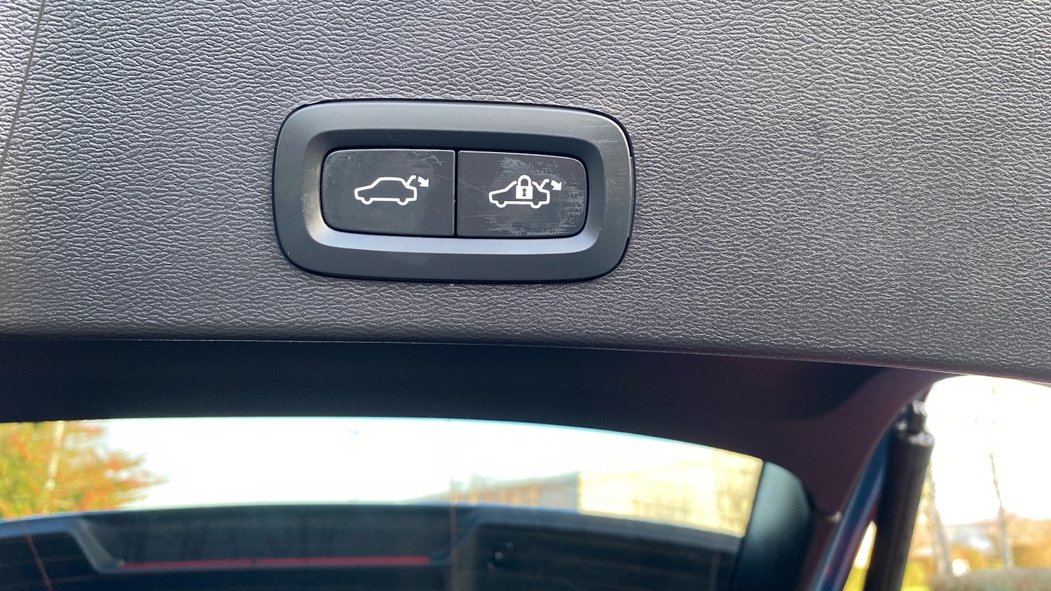 Used Volvo XC40 2025 for sale - 76979669: Photo 35