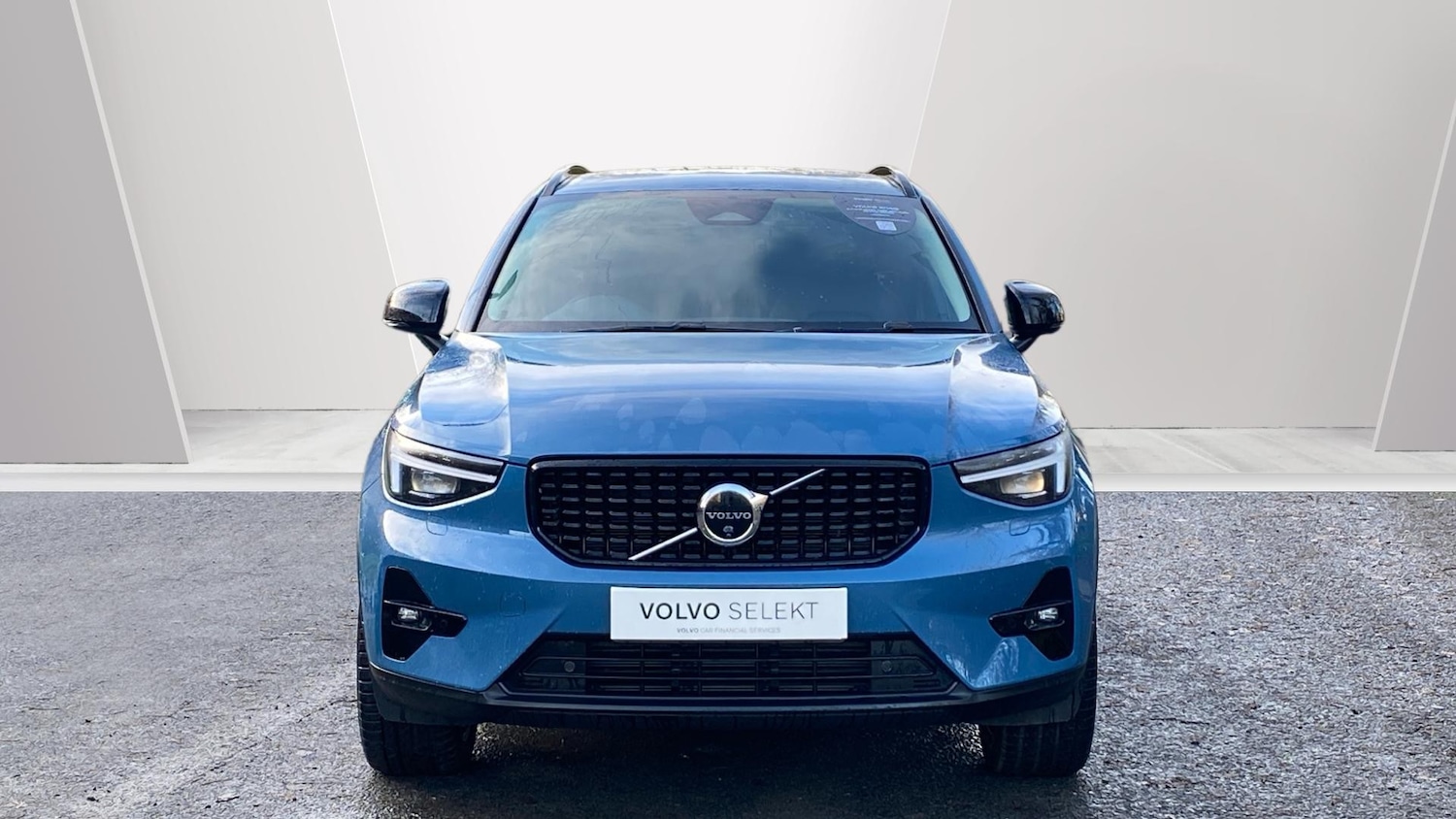 Used Volvo XC40 2025 for sale - 76979669: Photo 8